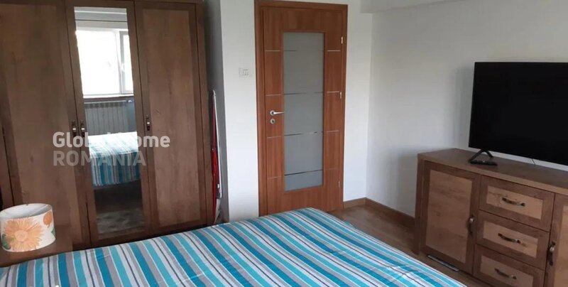 Piata Unirii-Blv Unirii apartament 3 camere renovat- mobilat- utilat