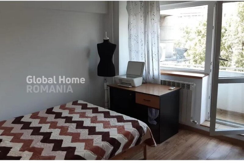 Piata Unirii-Blv Unirii apartament 3 camere renovat- mobilat- utilat